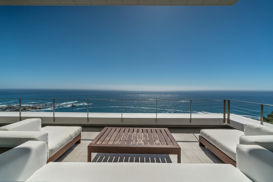 5 Bedroom Property for Sale in Clifton Western Cape